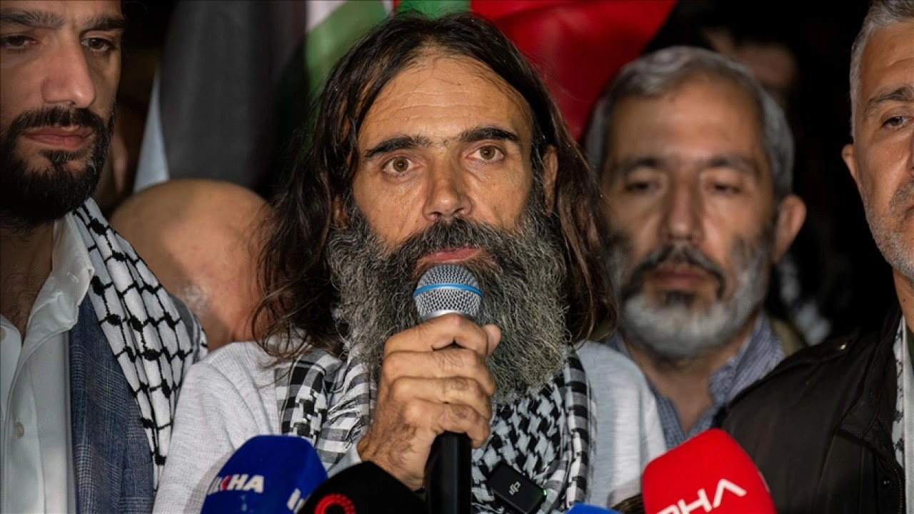 Türkiye'ye dönen Küresel Sumud Filosu aktivisti Özkan, gazetecilere konuştu