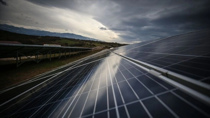 Türkiye'de yenilenebilir enerjiden elektrik üretim rekoru 12 Nisan'da yüzde 78,5'le k