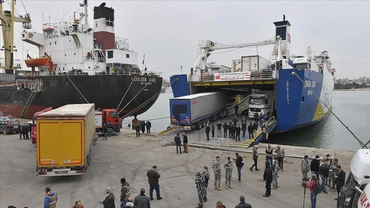 Türkiye’den gönderilen insani yardım gemisi Lübnan’a ulaştı