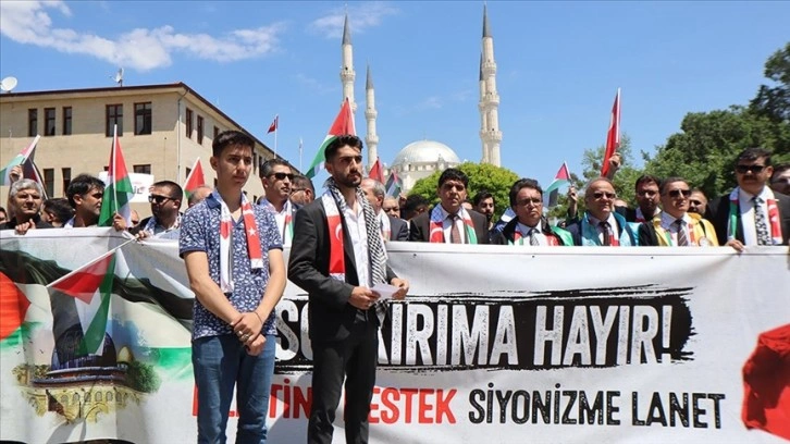 Türkiye'nin birçok şehrinde İsrail'in Gazze'ye yönelik saldırıları protesto edildi