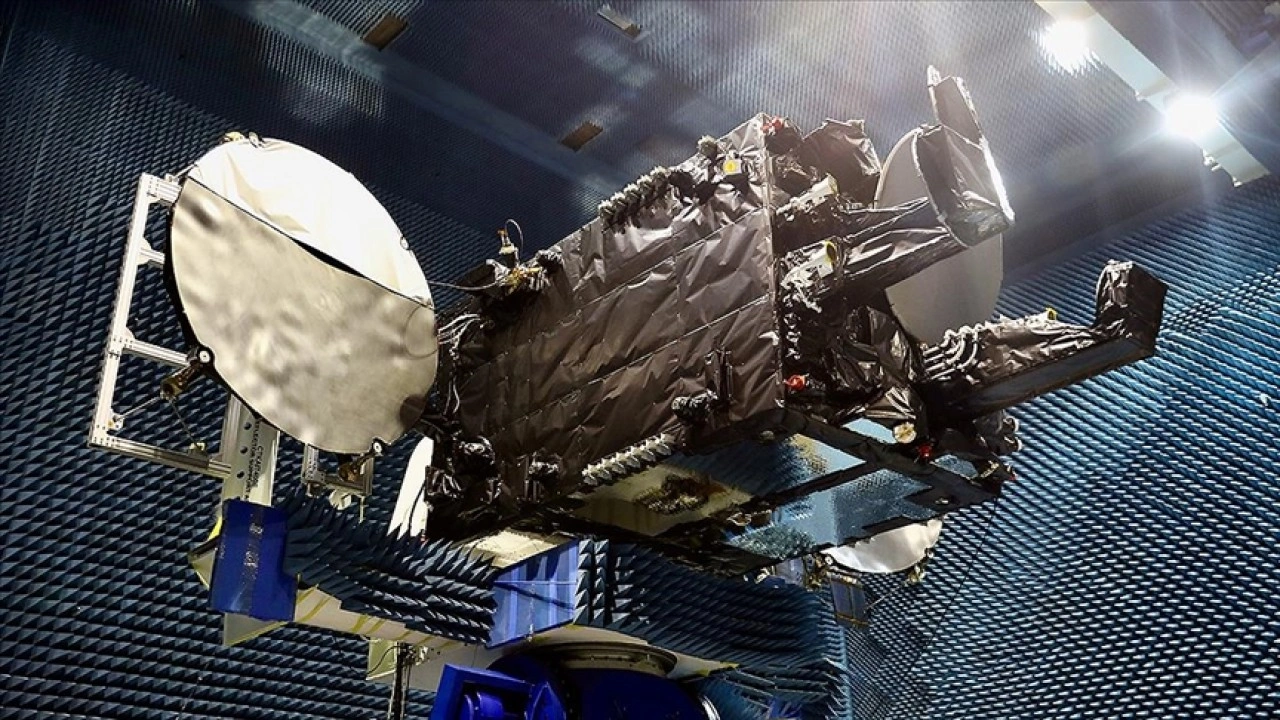 TÜRKSAT, Türksat 6A ile CABSAT 2025 Fuarı'nda yerini aldı
