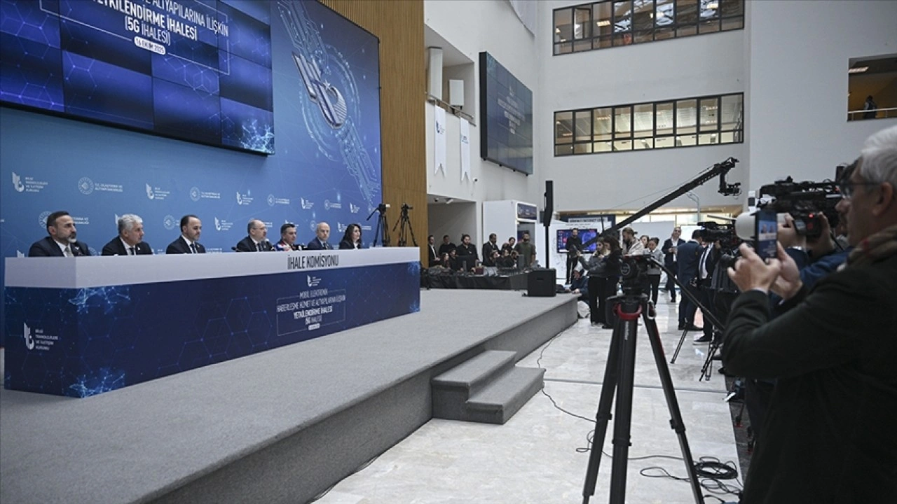 Üç iletişim operatörünün üst yöneticisi 5G ihalesini değerlendirdi