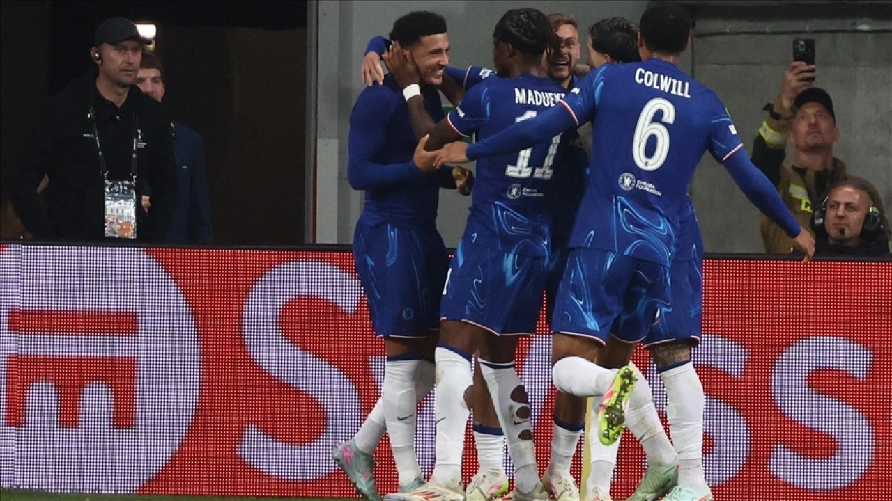 UEFA Konferans Ligi finalinde Chelsea şampiyon oldu