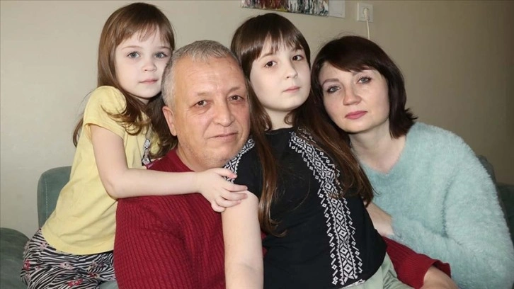 Ukrayna'da savaştan kaçan aile bombardıman altındaki yolculuklarını anlattı