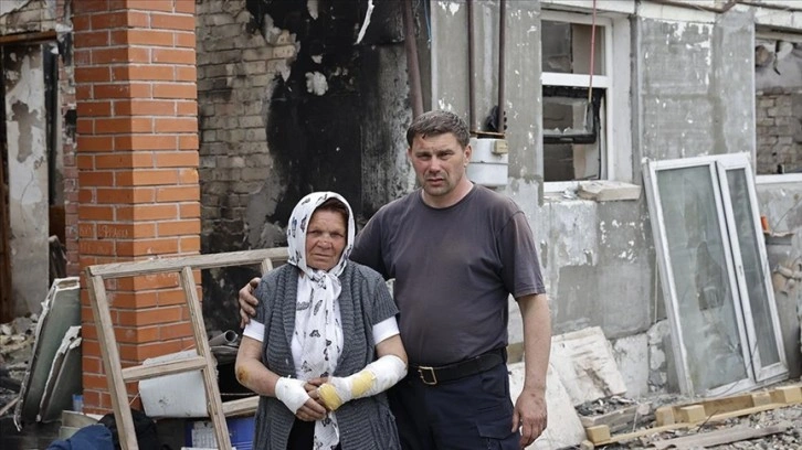 Ukraynalı anneler, dünyadaki hiçbir annenin çocukları için gözyaşı dökmemesini diledi