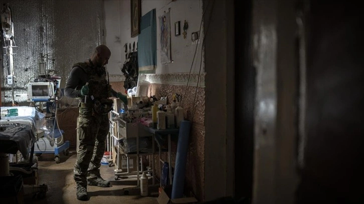 Ukraynalı doktorlar, Bahmut cephesinde zor şartlar altında görev yapıyor