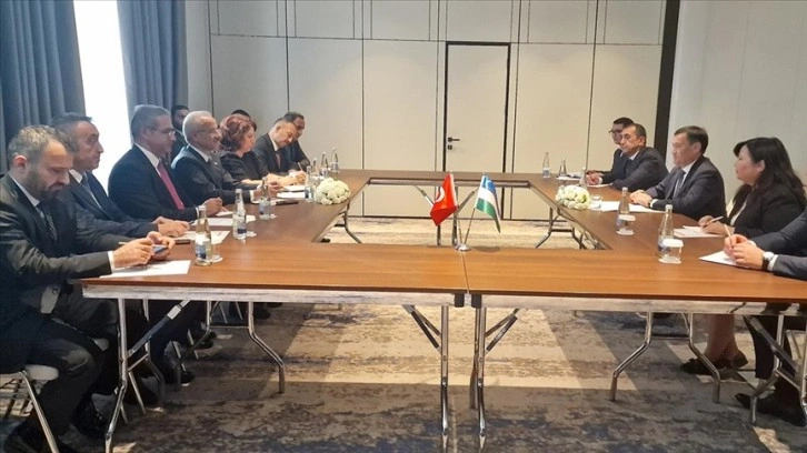 Ulaştırma ve Altyapı Bakanı Uraloğlu, Özbekistan Ulaştırma Bakanı Mahkamov'la görüştü
