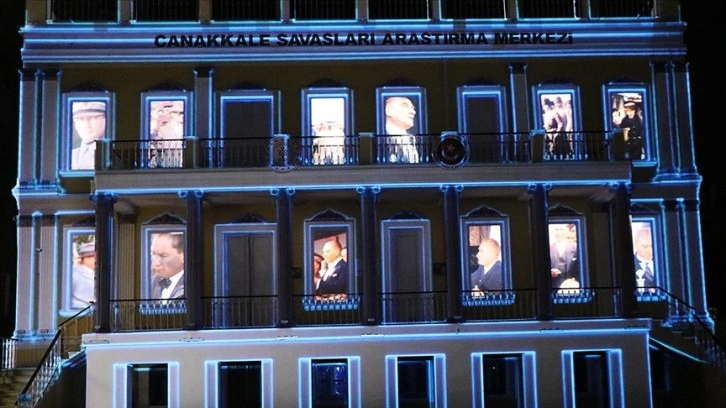 Ulu Önder Atatürk Çanakkale'de "3D Mapping" gösterimiyle anıldı
