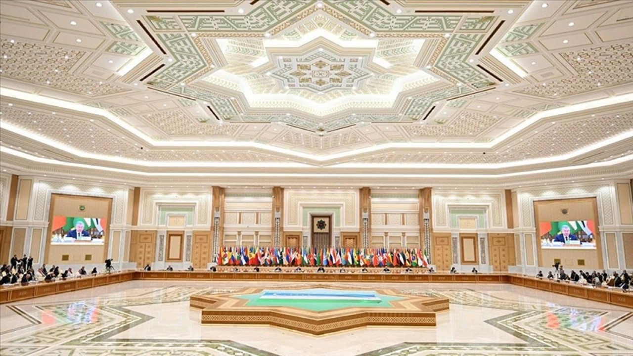 Uluslararası Barış ve Güven Forumu devam ediyor