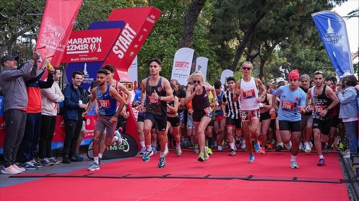 Uluslararası İzmir Maratonu başladı