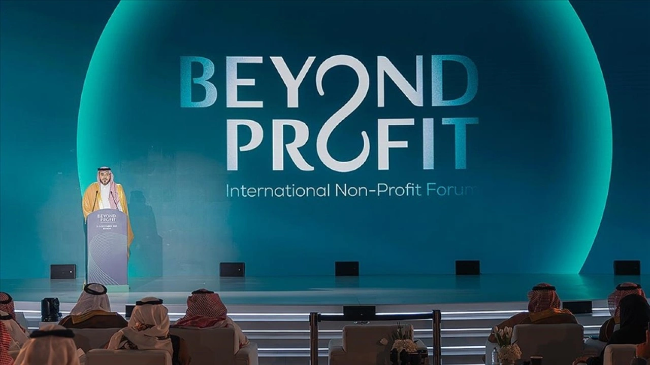 Uluslararası Kar Amacı Gütmeyen Sektör Forumu Riyad'da düzenlendi