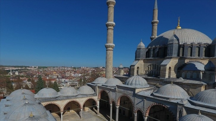 'Ustalık eserine' ev sahipliği yapan Edirne'de Başmimar Sinan rahmetle anılıyor