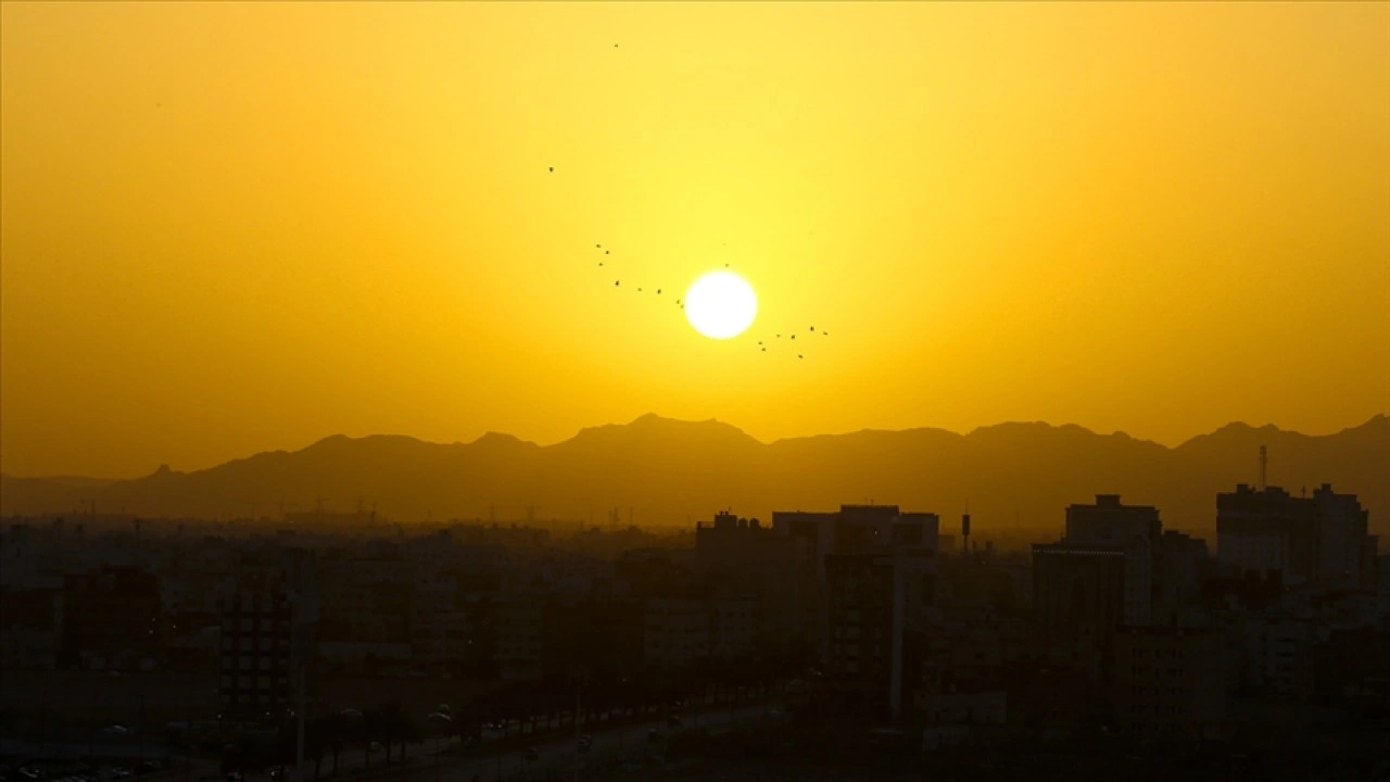 Uyku sorunu yaşayan gen&ccedil;lere "sabah g&uuml;neşi" &ouml;nerisi