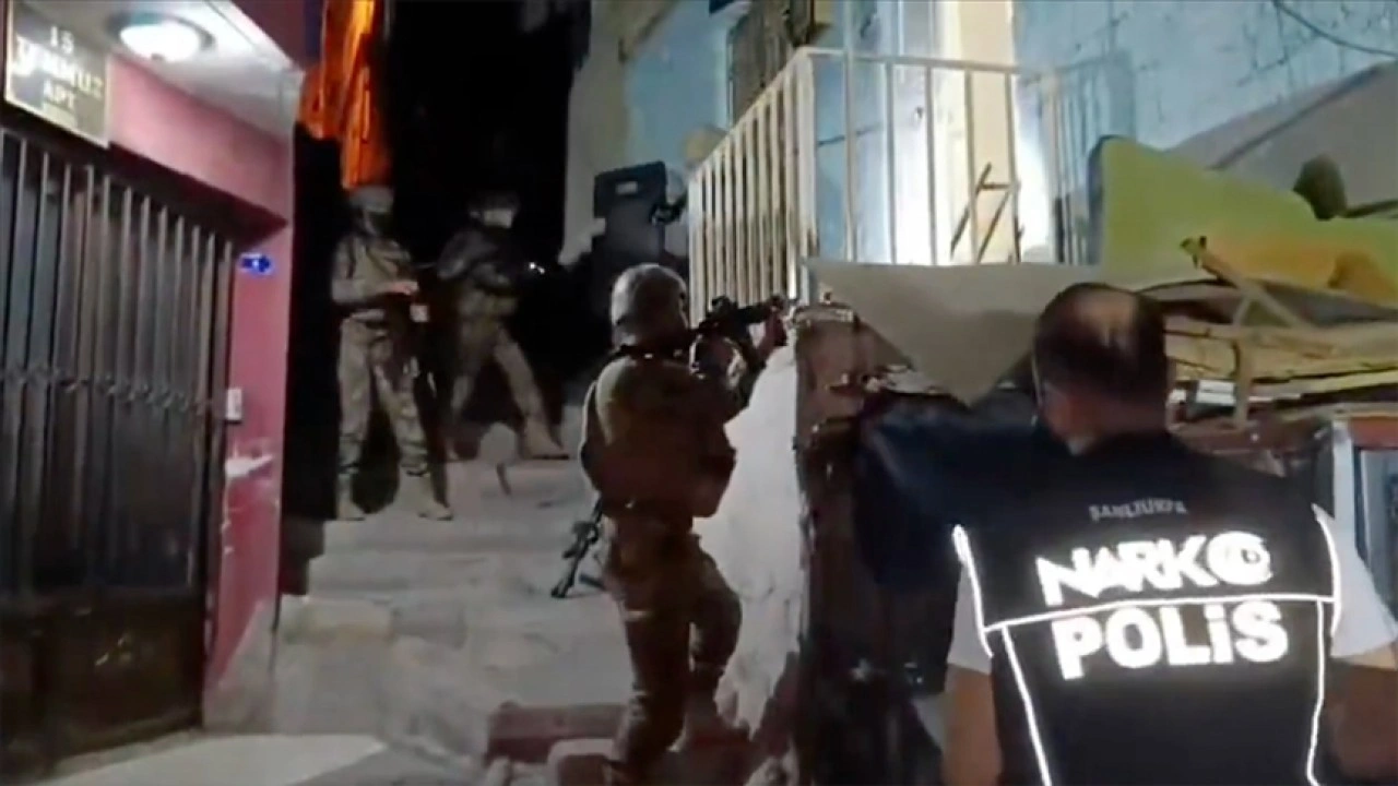 Uyuşturucu satıcılarına yönelik operasyonlarda 940 şüpheli yakalandı