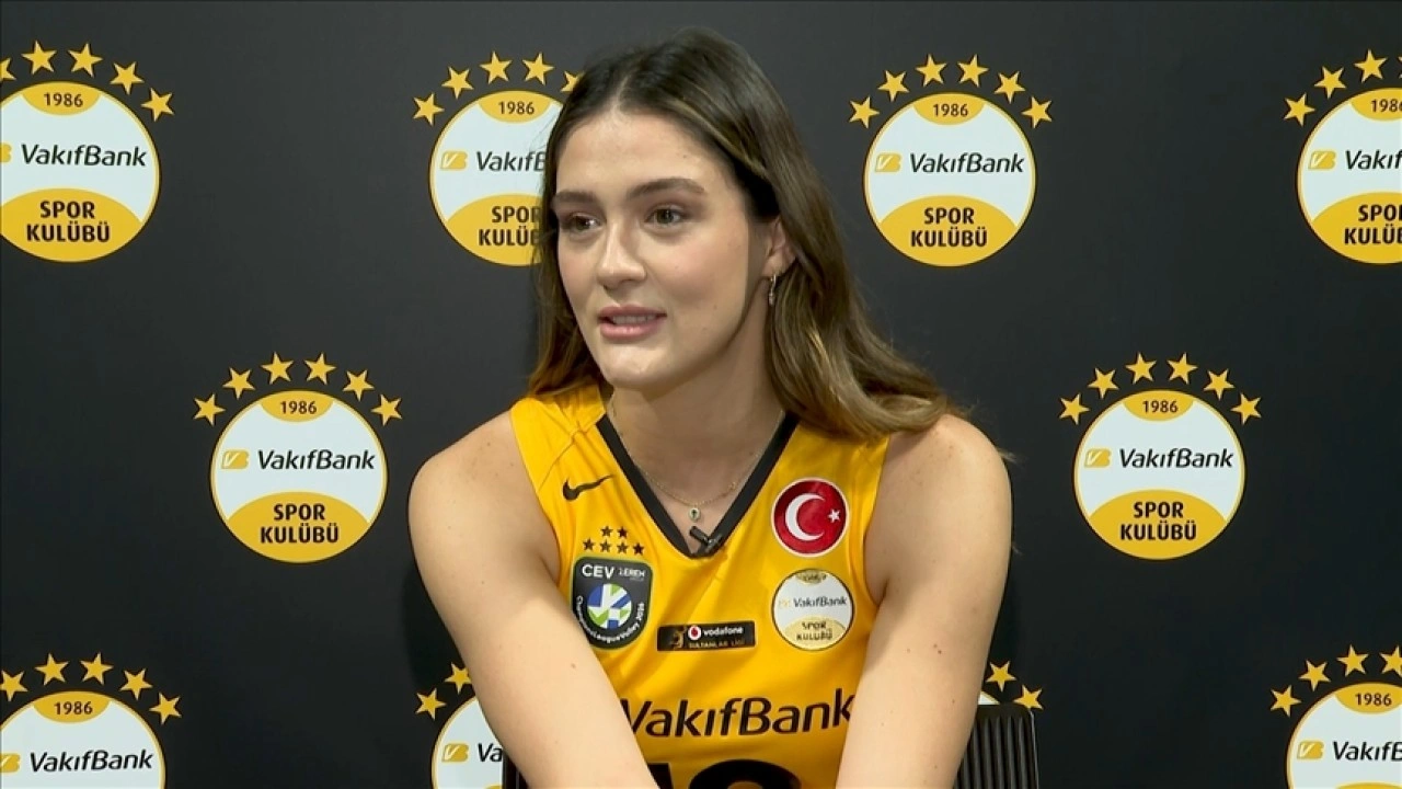 VakıfBank kaptanı Zehra Güneş'ten yeni transfer Boskovic'e övgü