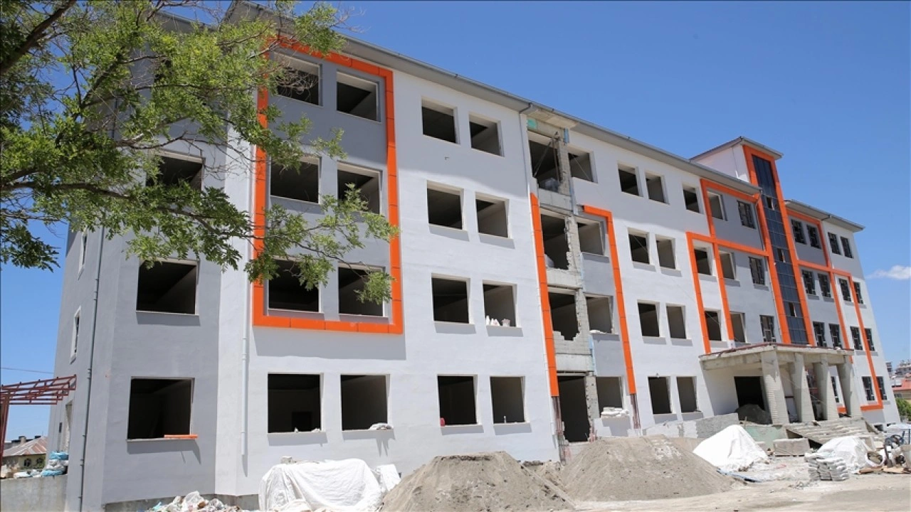 Van'da 3 yılda inşa edilen 226 okulla eğitim altyapısı güçlendirildi
