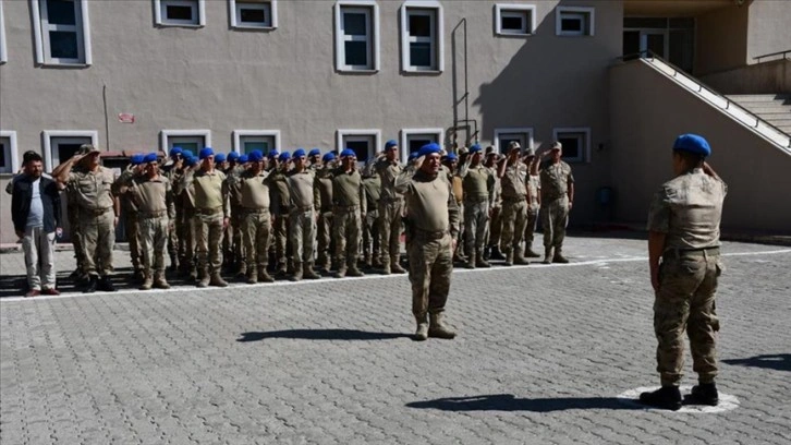 Van'da down sendromlu gencin askerlik hayali gerçek oldu