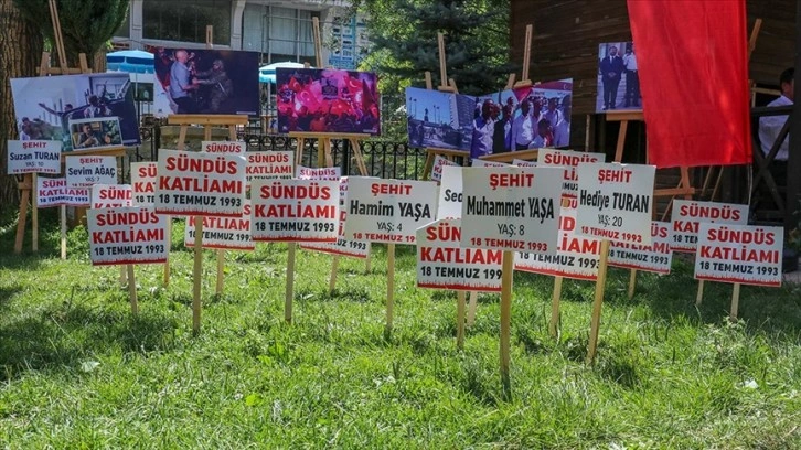 Van'da Sündüz Yaylası'nda şehit edilen 24 kişi törenle anıldı