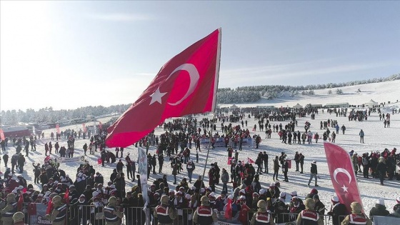 Vefakar gençlik fedakar ecdadı 105'inci yılında anıyor