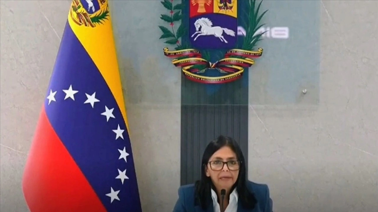 Venezuela Devlet Başkan Yardımcısı Rodriguez, hi&ccedil;bir &uuml;lkenin kolonisi olmayacaklarını belirtti