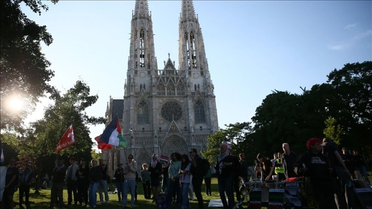 Viyana Üniversitesi’ndeki Filistin’e destek gösterisine polisin müdahalesi protesto edildi