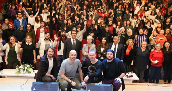 &#039;Vizyon Koleji yeni yılda da öğrenme, kültür ve sanat etkinliklerinin adresi olacak&#039;