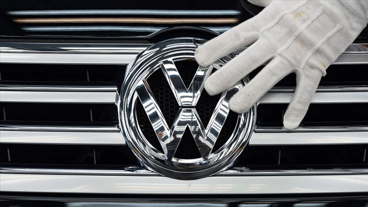 Volkswagen, 88 yıllık tarihinde ilk kez Almanya'daki bir fabrikasını kapatıyor
