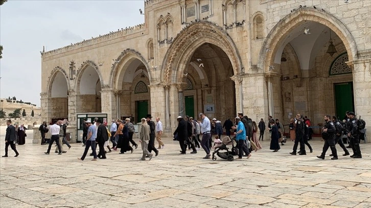 Yahudi yerleşimcilerin ramazan ayında Mescid-i Aksa'ya baskınları sürüyor