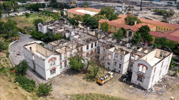 Yangında zarar gören Balıklı Rum Hastanesi yılbaşına kadar eski haline getirilecek