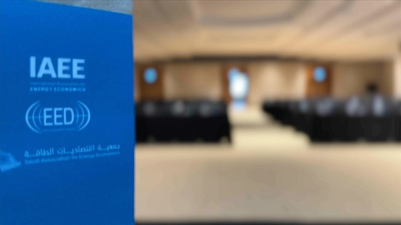 Yapay zeka ve veri merkezleri elektriğe olan talebi hızla artırıyor