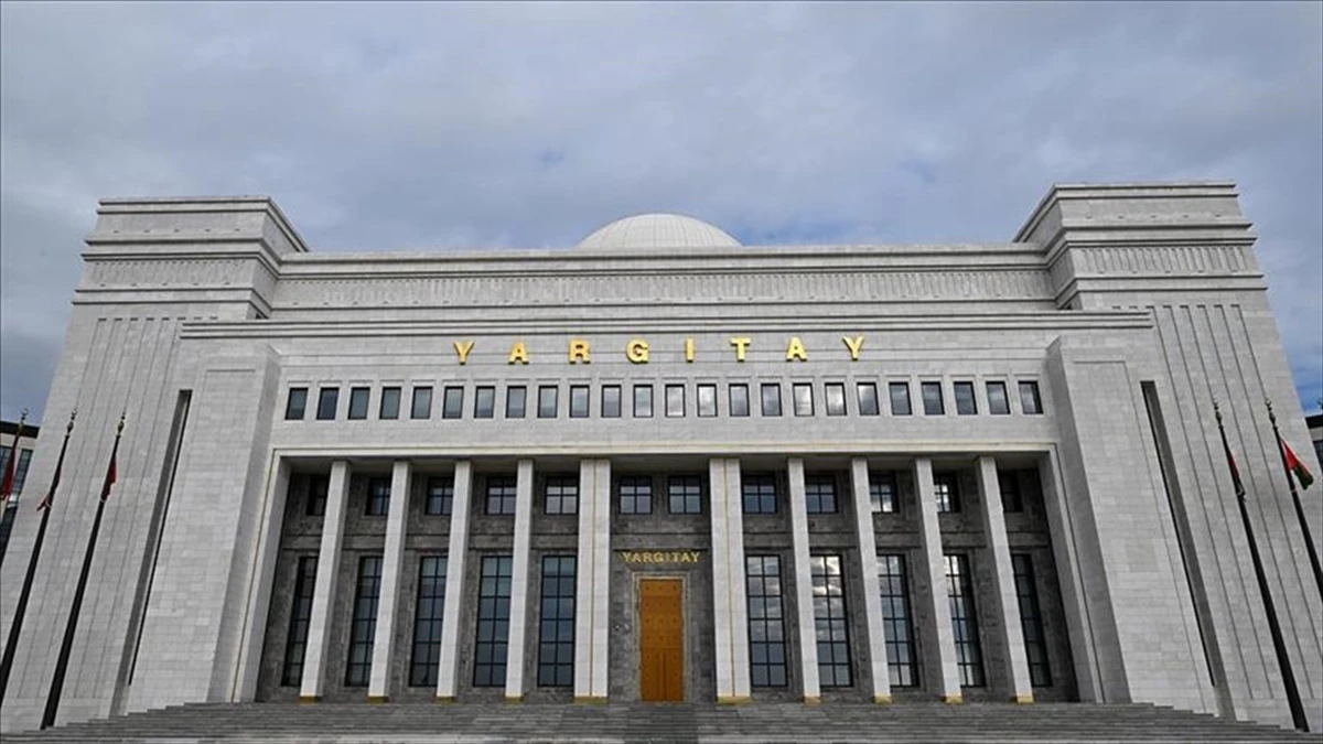 Yargıtay'dan "iş yerindeki zorlayıcı sebepten işten &ccedil;ıkarmada da ihbar tazminatı &ouml;denmeli" kararı