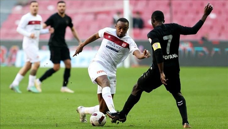 Yılport Samsunspor, sahasında EMS Yapı Sivasspor'u 2-0 yendi