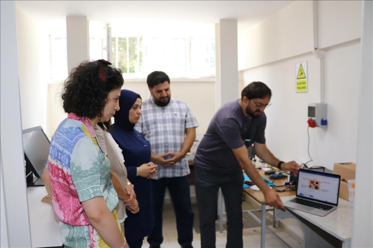 Yoğun bakımda oksijen tedavisi gören hastaları uyanık tutacak proje tescillendi