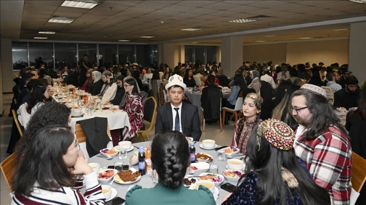 YTB Türkiye burslusu uluslararası öğrenciler, 'Türkiye'de Ramazan'ı anlattı