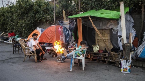 Yunanistan'da kamp dışındaki düzensiz göçmenlerin yaşam mücadelesi