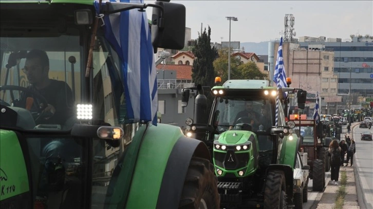 Yunanistan'da çiftçiler sektörleri için yasal düzenleme ve mali destek talep ediyor