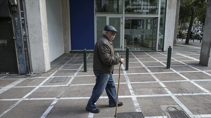 Yunanistan’da nüfus azalıyor ve yaşlanıyor