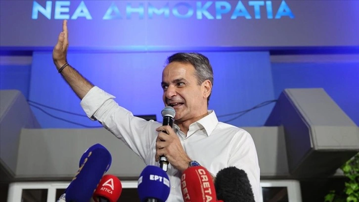 Yunanistan'da seçim, Miçotakis'in zaferi ve aşırı sağın yükselişiyle sonuçlandı
