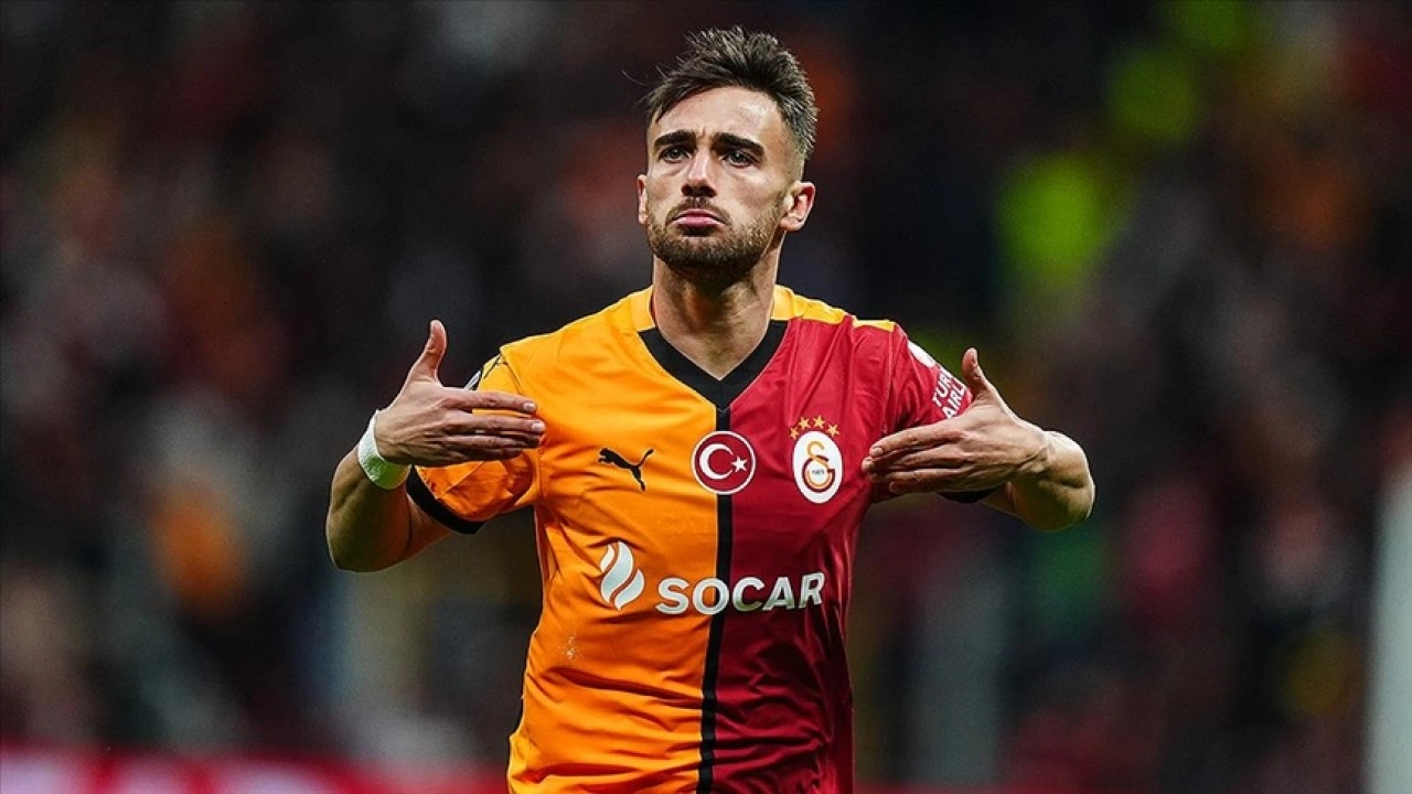 Yunus Akgün'ün Tottenham'a attığı gol, Avrupa Ligi'nde sezonun en iyisi seçildi