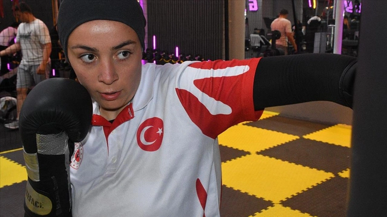 Zayıflamak için başladığı muaythaide Türkiye şampiyonluğuna uzandı