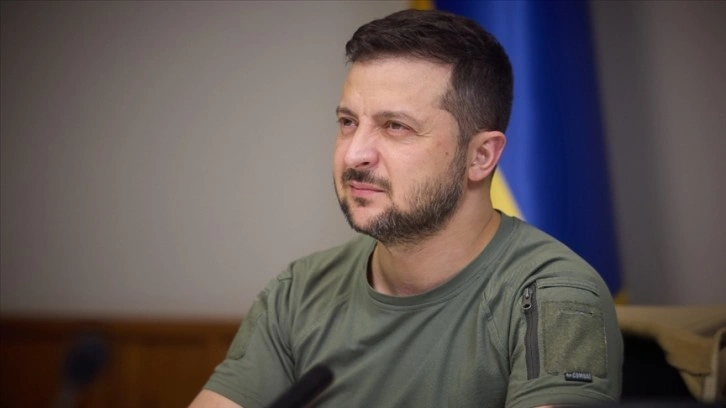 Zelenskiy 2 bin 507 kişiye yaptırımlar uygulayacak kararnameleri imzaladı