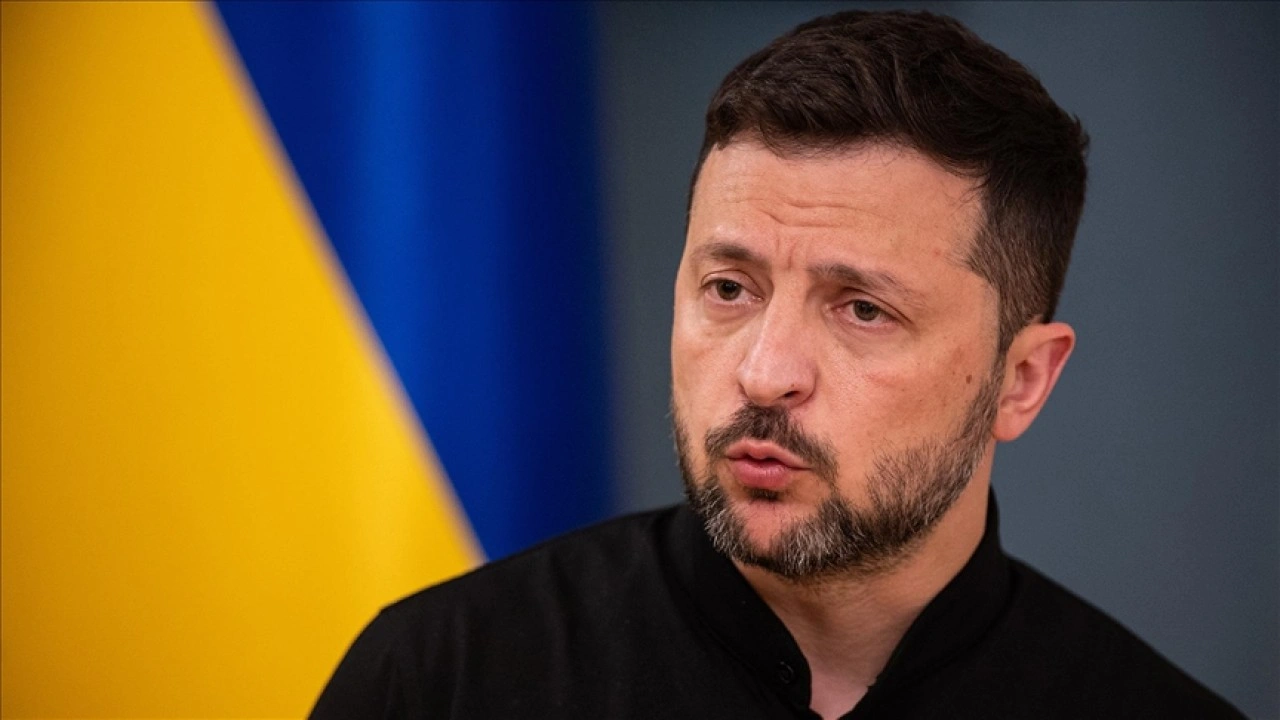 Zelenskiy, pazartesi günü ABD Başkanı Trump ile görüşmek üzere Washington'a gideceğini belirtti