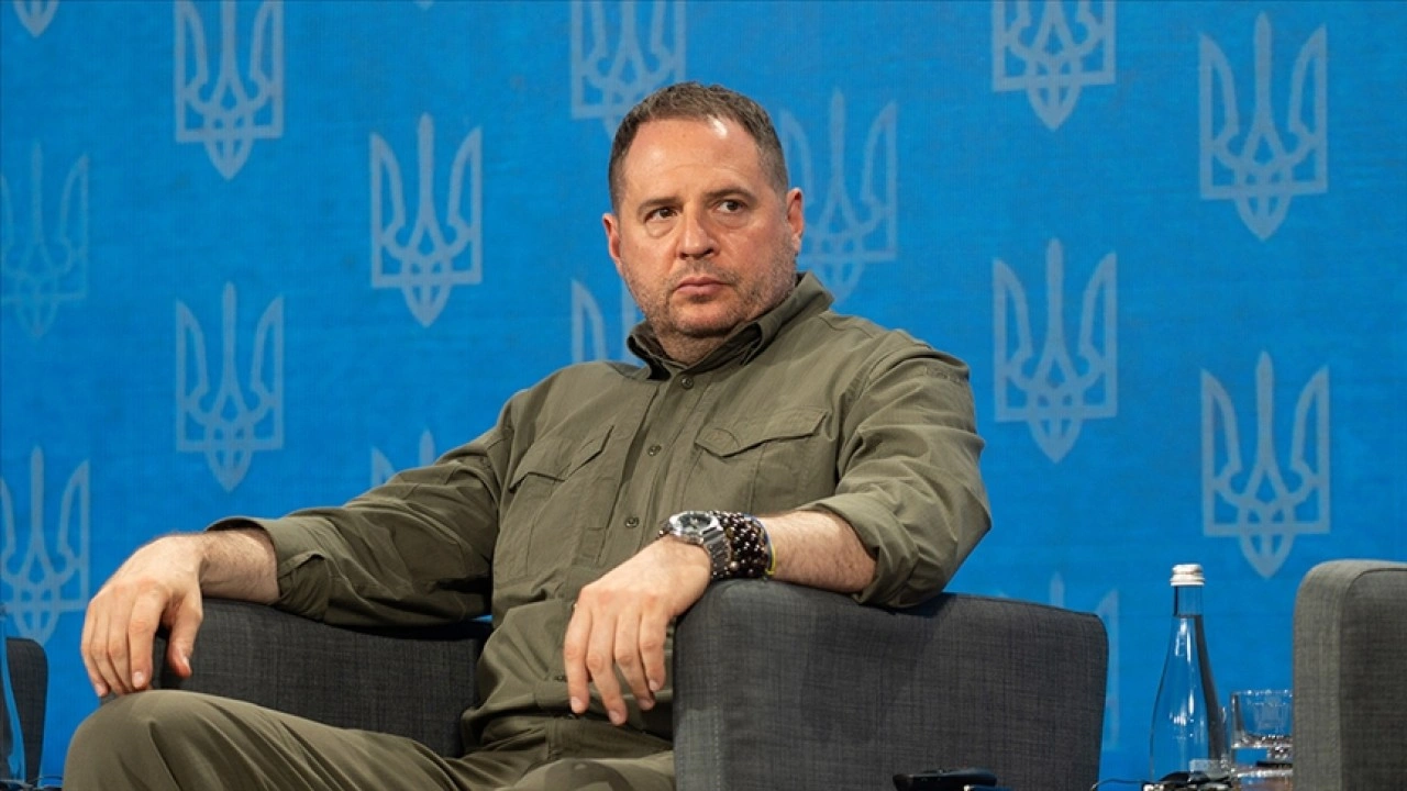 Zelenskiy, Ukrayna Devlet Başkanlığı Ofisi Başkanı Yermak'ın istifa ettiğini duyurdu