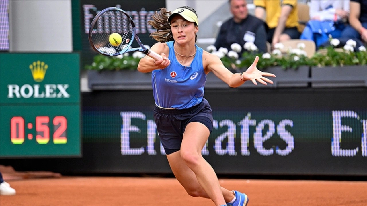 Zeynep Sönmez, Wimbledon Tenis Turnuvası'na 3. turda veda etti