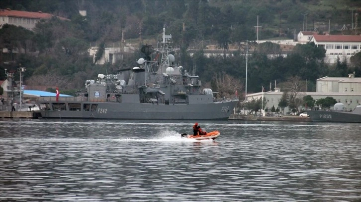 Zonguldak'ta fırtınada batan geminin kayıp 7 personeli 43 gündür aranıyor
