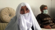 103 yaşındaki Nazire nine Kovid-19&#039;u yenmeyi başardı