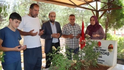 15 Temmuz şehidi polis memuru Bekdaş'ın ailesi h&uuml;zn&uuml; ve gururu bir arada yaşıyor