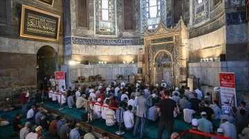 15 Temmuz şehitleri için Ayasofya'da '252 Hatim' programı düzenledi