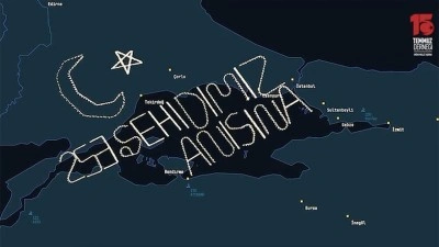 15 Temmuz'un 253 şehidi anısına g&ouml;ky&uuml;z&uuml;ne yazı yazıldı