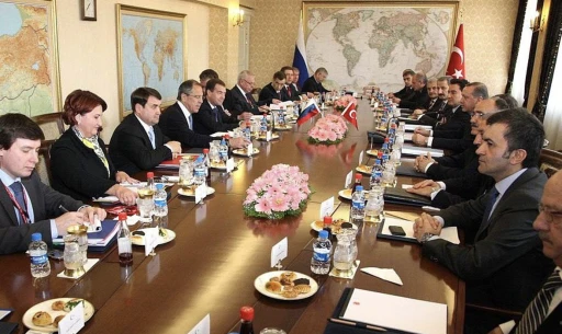 15 Yıl önce 15 Yıl sonra Türk-Rus ilişkileri ve tarihi Putin-Zelensky zirvesi -Ömür Çelikdönmez yazdı-